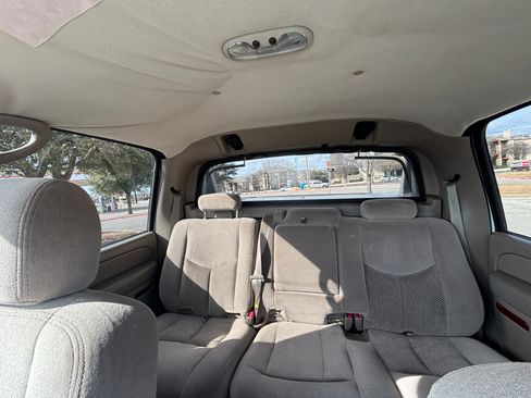 Used 2006 Chevrolet Avalanche Z71 w/ Preferred Equipment Group image 11