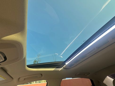 Used 2023 Audi A4 2.0T Premium w/ Convenience Package image 25