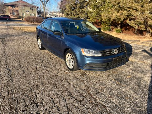Used 2015 Volkswagen Jetta SE image 6