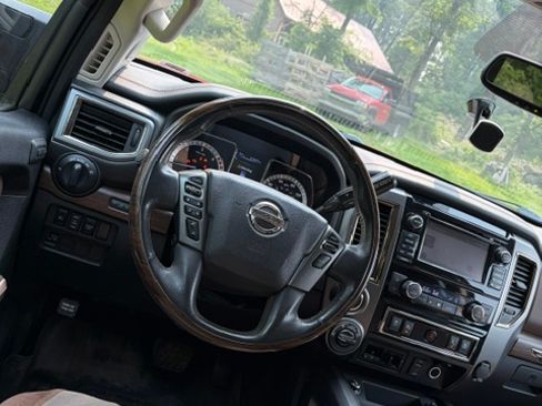 Used 2016 Nissan Titan Platinum Reserve AWD/4WD image 16