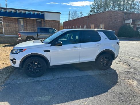 Used 2015 Land Rover Discovery Sport HSE AWD/4WD image 4