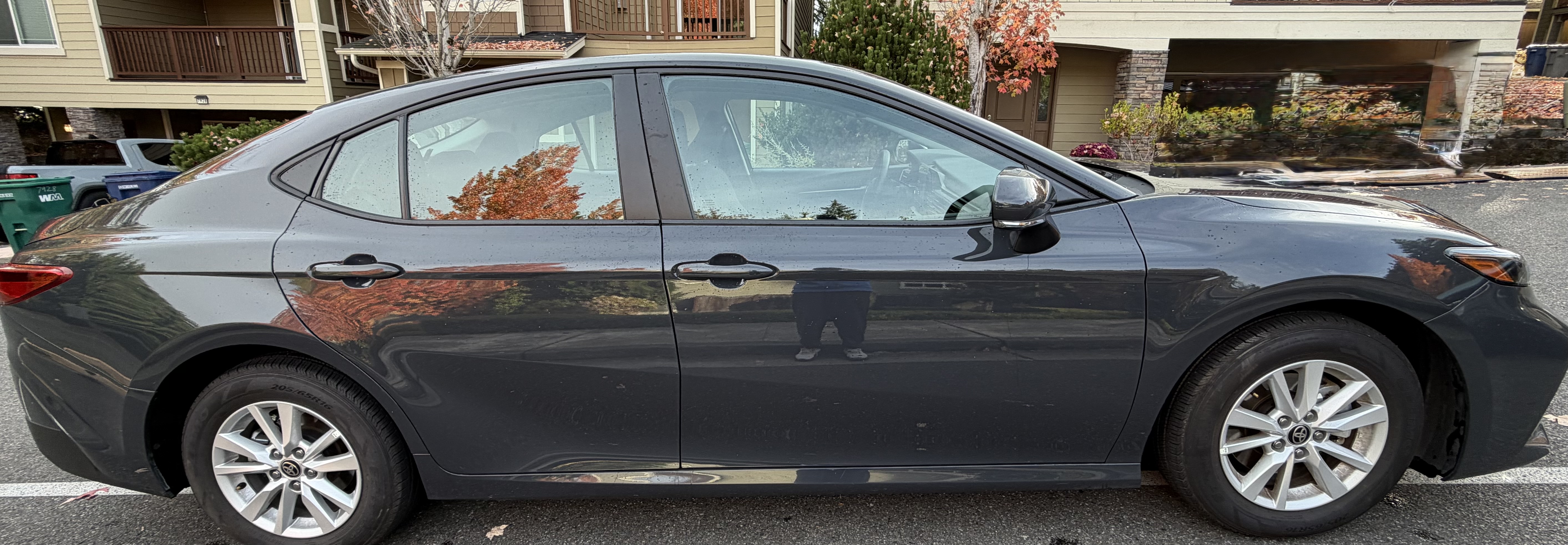 Used 2026 Toyota Camry LE FWD image 5