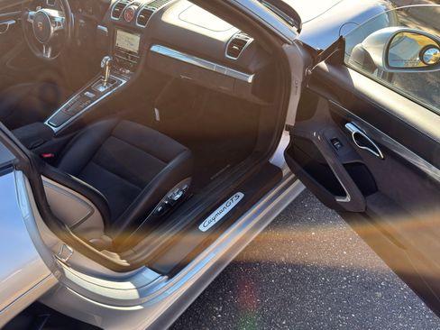 Used 2016 Porsche Cayman GTS image 15