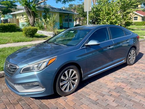 Used 2016 Hyundai Sonata Sport w/ Option Group 02 image 4
