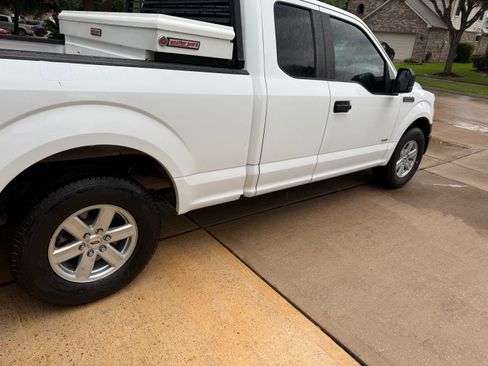 Used 2016 Ford F150 XL w/ Equipment Group 101A Mid image 6