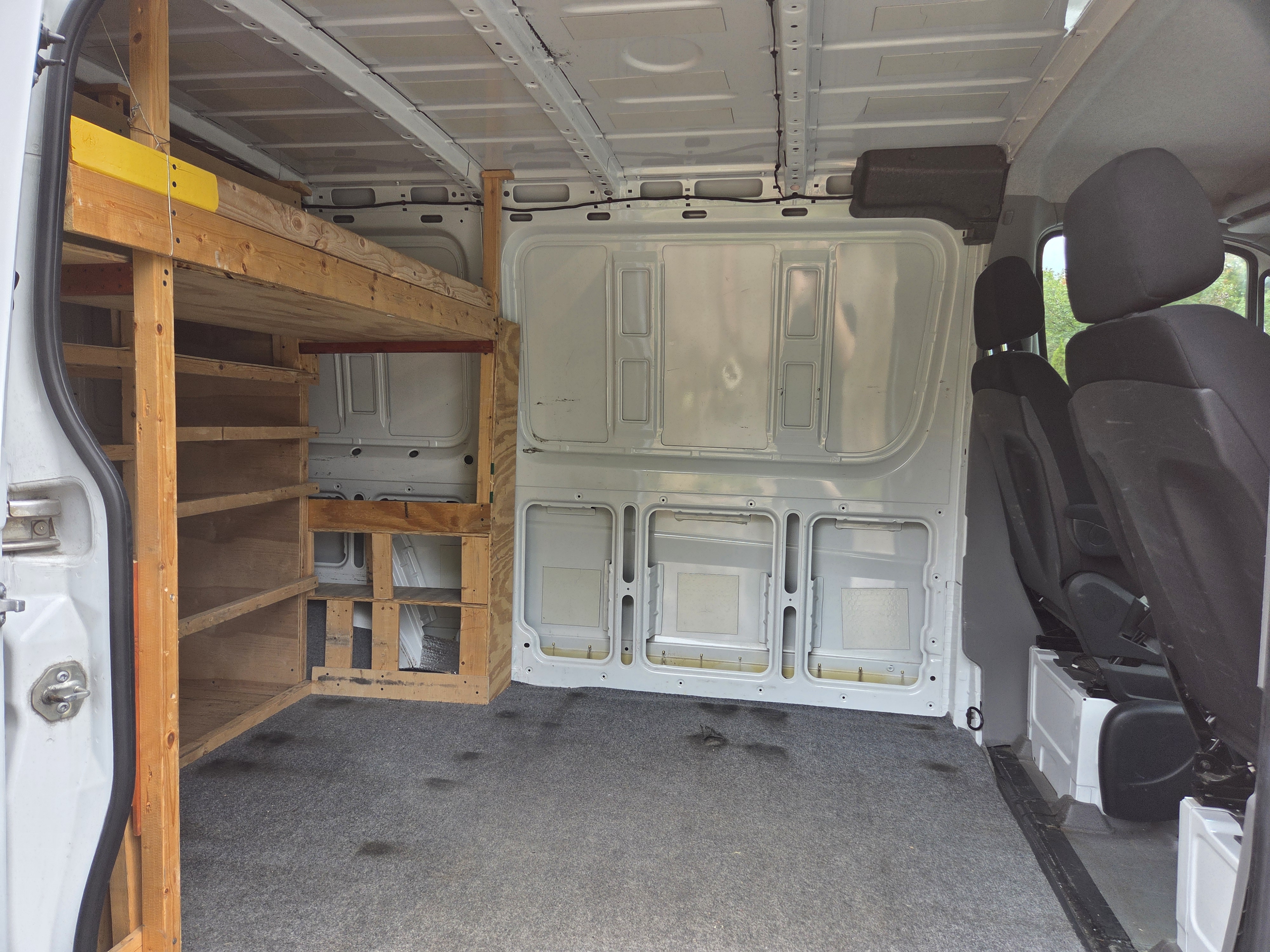 Used 2016 Mercedes-Benz Sprinter 2500 image 9