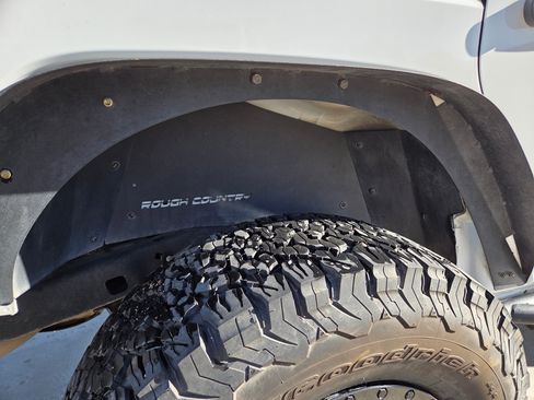 Used 2017 Jeep Wrangler Unlimited Sport w/ Quick Order Package 24S image 9