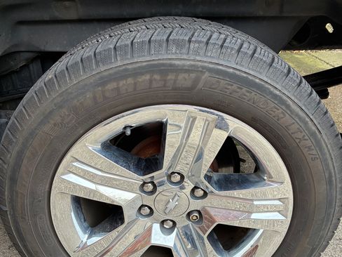 Used 2017 Chevrolet Silverado 1500 Custom w/ Custom Convenience Package image 9