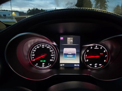 Used 2017 Mercedes-Benz C 300 4MATIC Sedan image 24