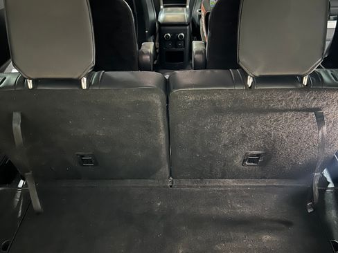 Used 2020 Ford Explorer XLT w/ Equipment Group 202A AWD/4WD image 10