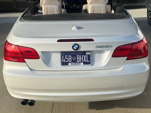 Used 2012 BMW 328i Convertible image 15