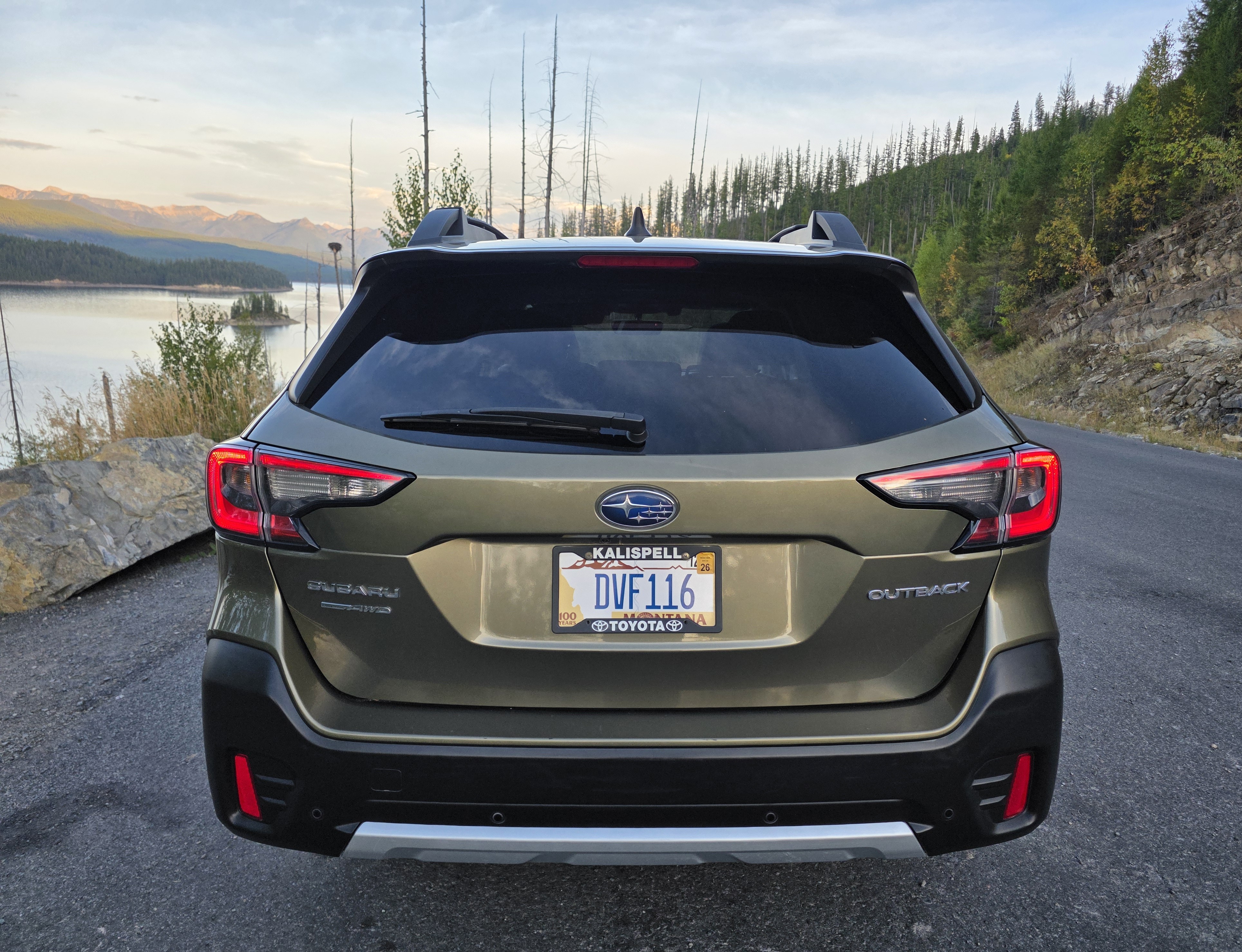 Used 2022 Subaru Outback Limited AWD/4WD image 9