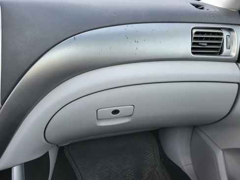 Used 2013 Subaru Forester 2.5X Premium w/ All-Weather Plus Pkg image 10