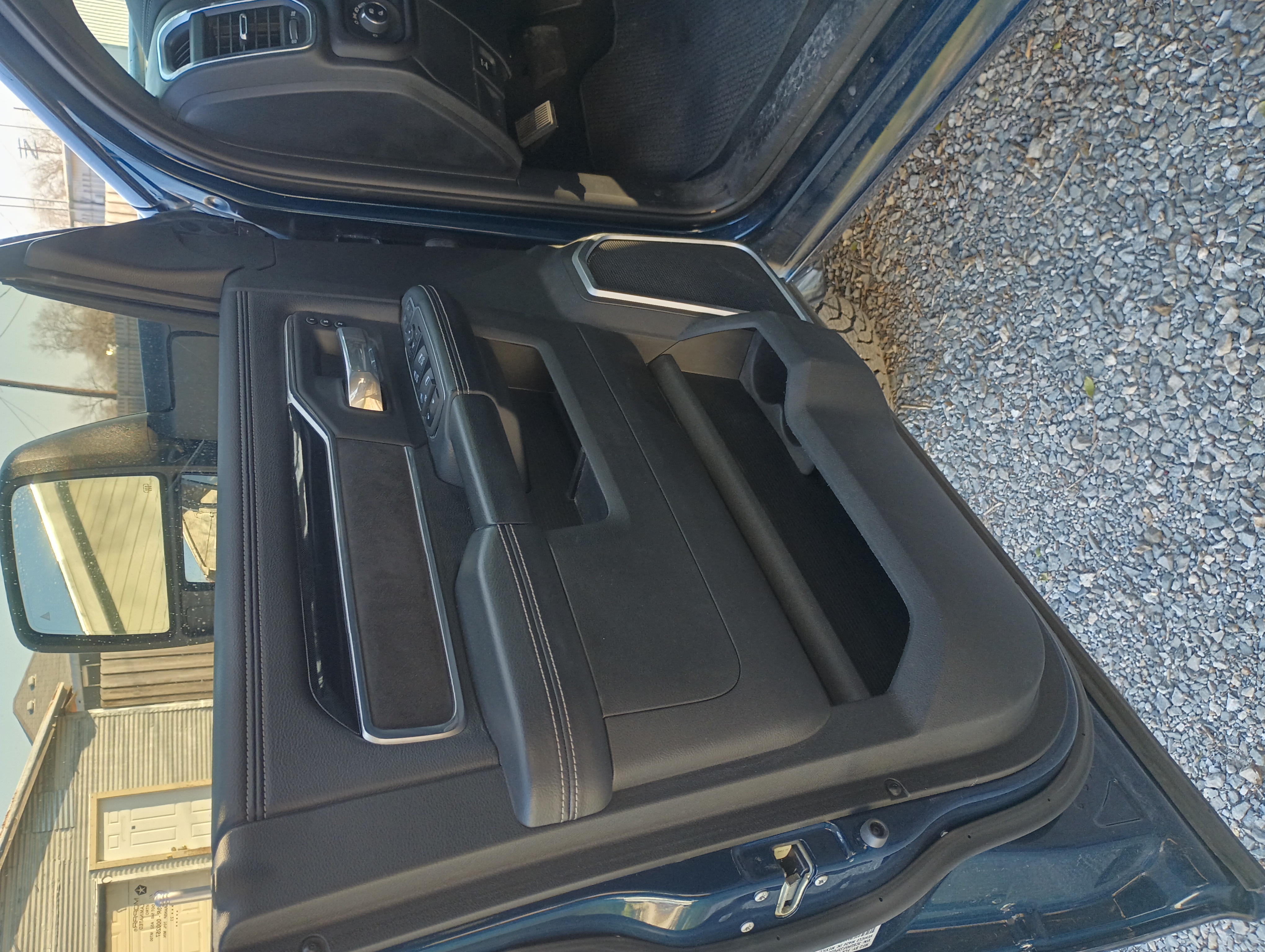 Used 2023 RAM 2500 Laramie w/ Night Edition AWD/4WD image 6