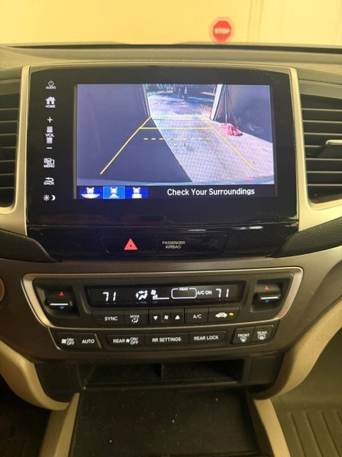 Used 2018 Honda Pilot EX image 9
