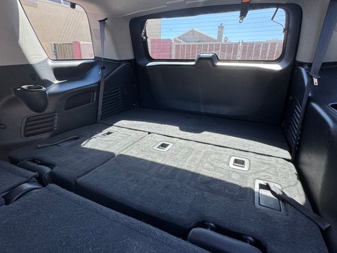 Used 2018 Chevrolet Tahoe LT image 10