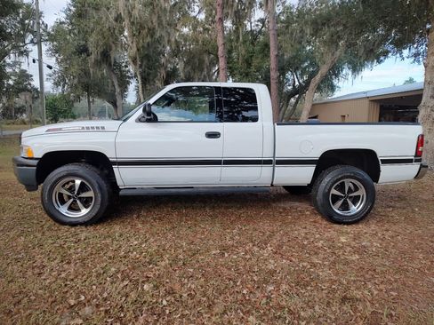Used 2001 Dodge Ram 1500 Truck 4x4 Quad Cab image 1