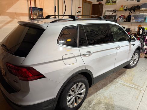 Used 2018 Volkswagen Tiguan S image 8