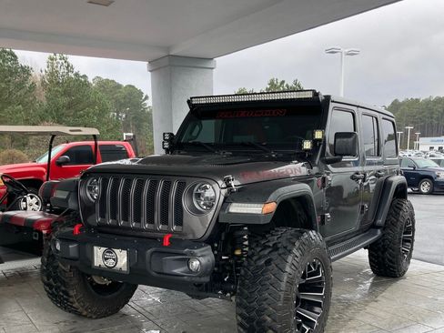 Used 2018 Jeep Wrangler Unlimited Rubicon image 5