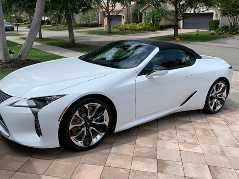 Used 2021 Lexus LC 500 Convertible w/ Touring Package image 2