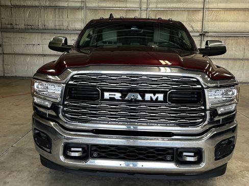 Used 2019 RAM 3500 Limited w/ Max Tow Package AWD/4WD image 2
