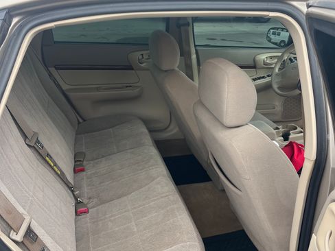 Used 2003 Chevrolet Impala Sedan image 12