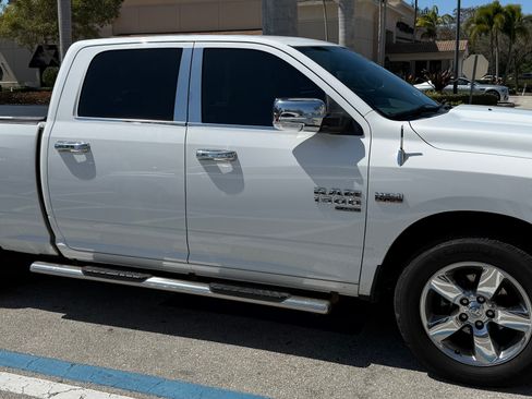 Used 2019 RAM 1500 Big Horn AWD/4WD image 2