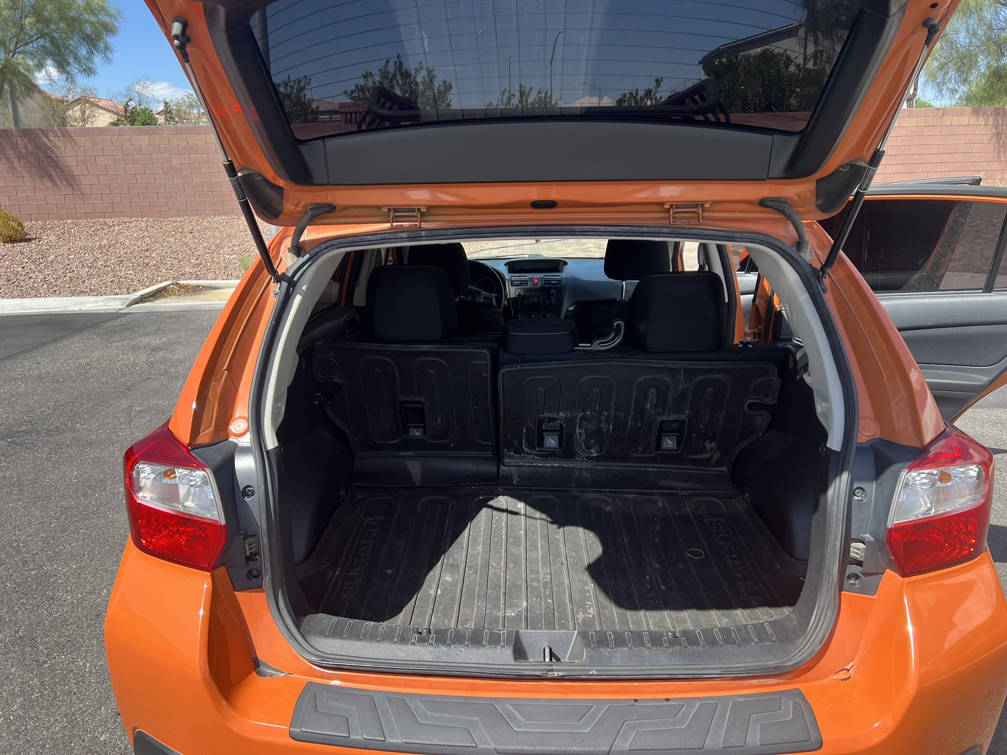 Used 2014 Subaru Crosstrek 2.0i Premium AWD/4WD image 9