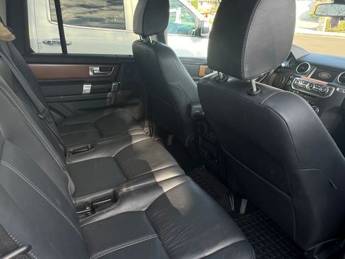 Used 2016 Land Rover LR4 HSE LUX image 4