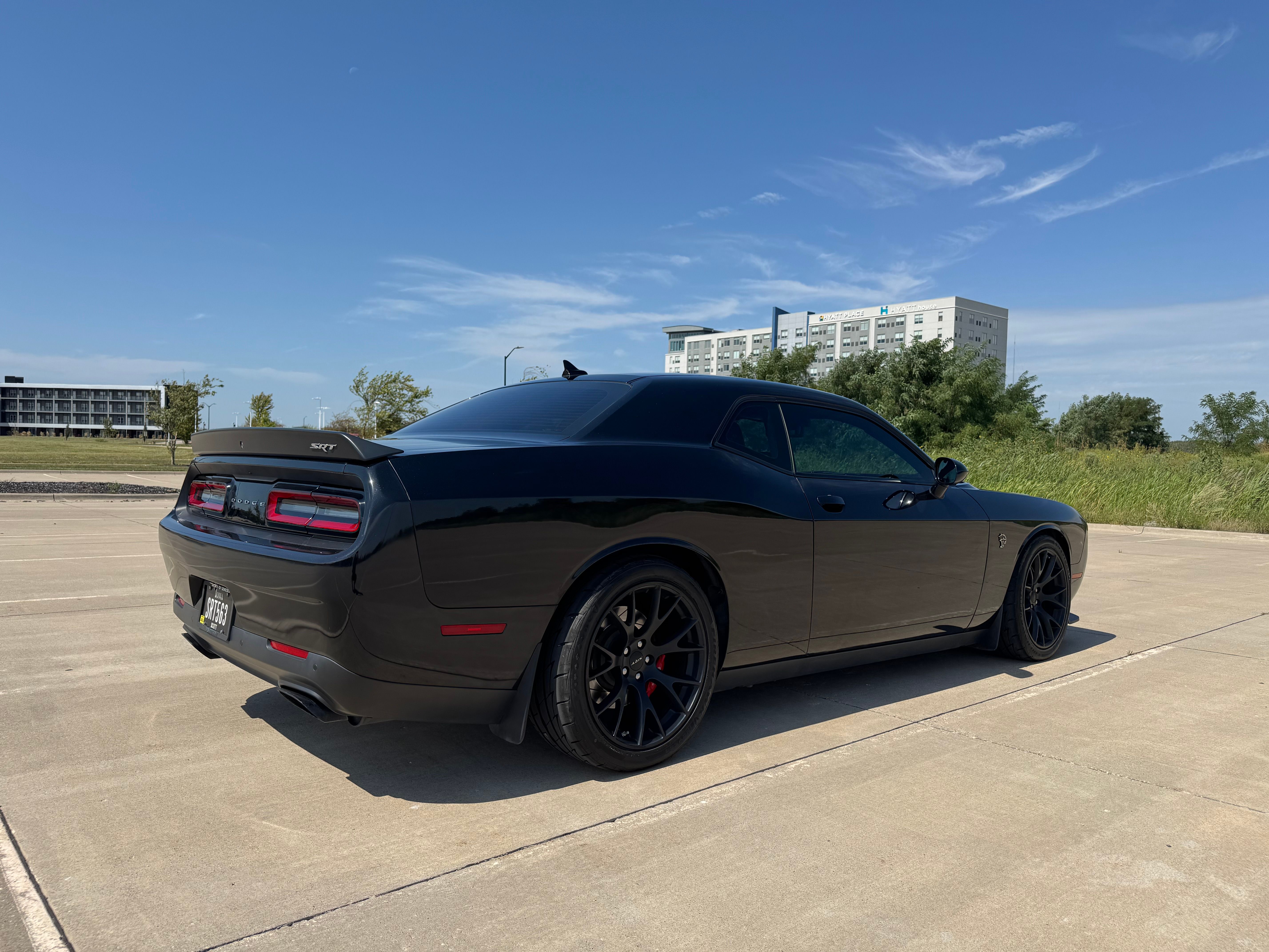 Used 2015 Dodge Challenger SRT Hellcat RWD image 5