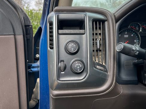 Used 2015 Chevrolet Silverado 1500 LTZ w/ LTZ Plus Package image 6