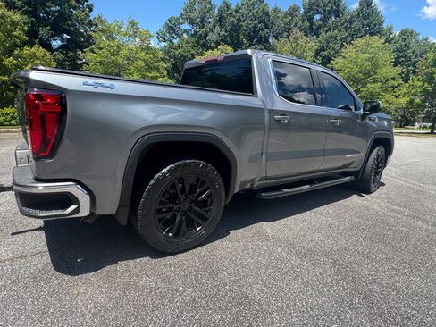 Used 2019 GMC Sierra 1500 SLE w/ SLE Value Package AWD/4WD image 5