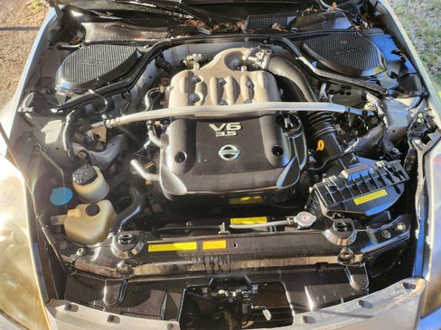 Used 2005 Nissan 350Z Touring image 21