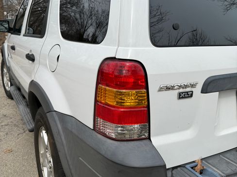 Used 2006 Ford Escape XLT AWD/4WD image 12