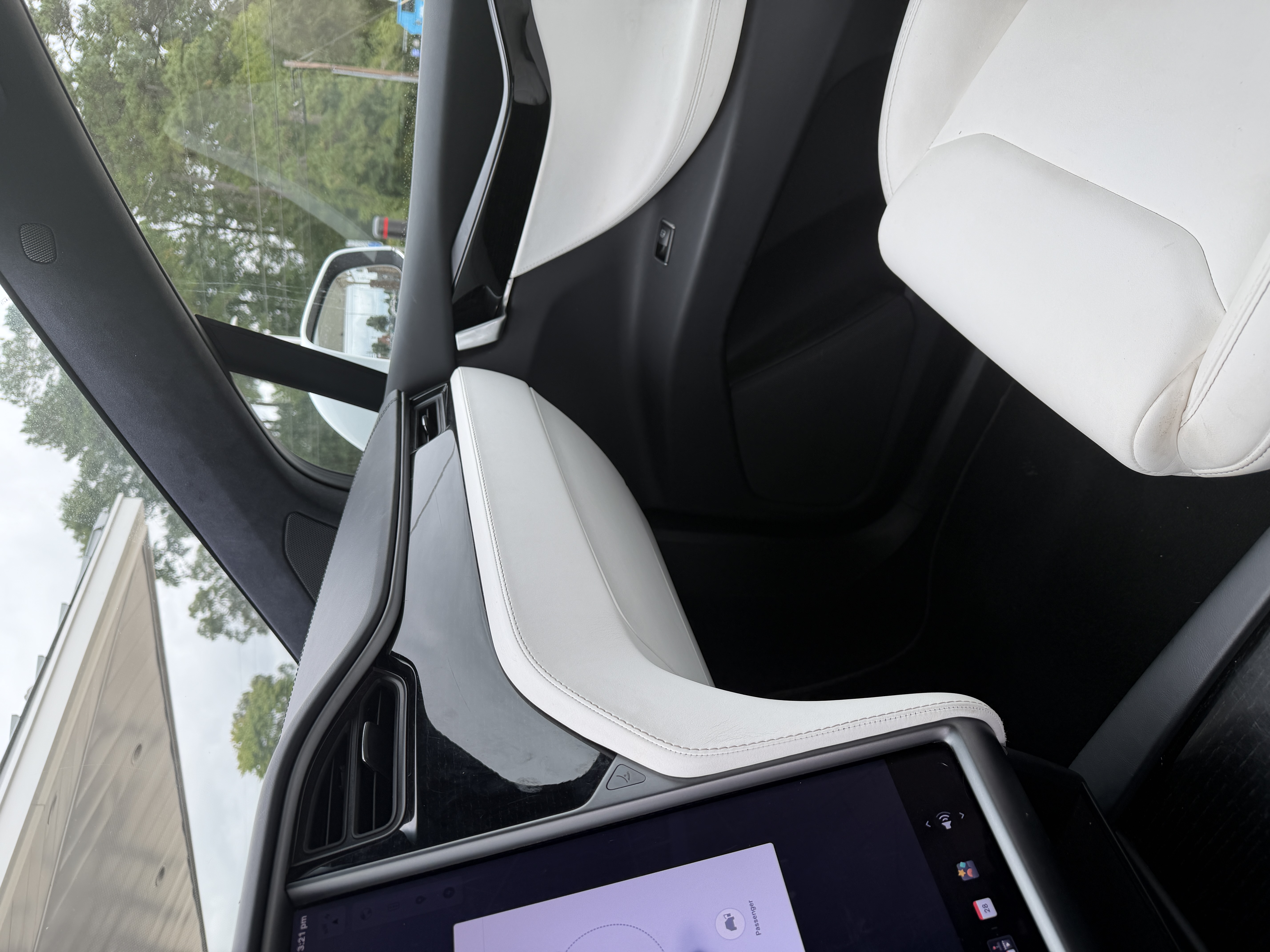 Used 2021 Tesla Model X Long Range AWD/4WD image 15
