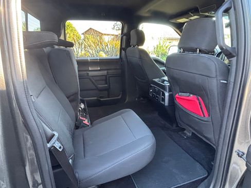 Used 2018 Ford F150 XLT w/ Equipment Group 302A Luxury RWD image 6
