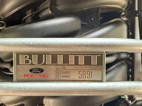 Used 2009 Ford Mustang GT Premium RWD image 9