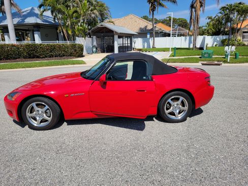 Used 2003 Honda S2000 image 10