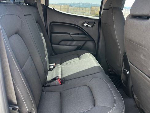 Used 2016 GMC Canyon SLE RWD image 5