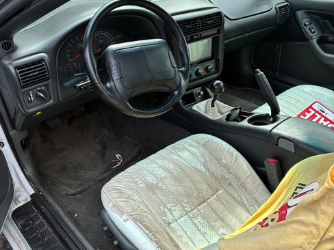 Used 1997 Chevrolet Camaro Z28 w/ Preferred Equipment Group 2 image 2