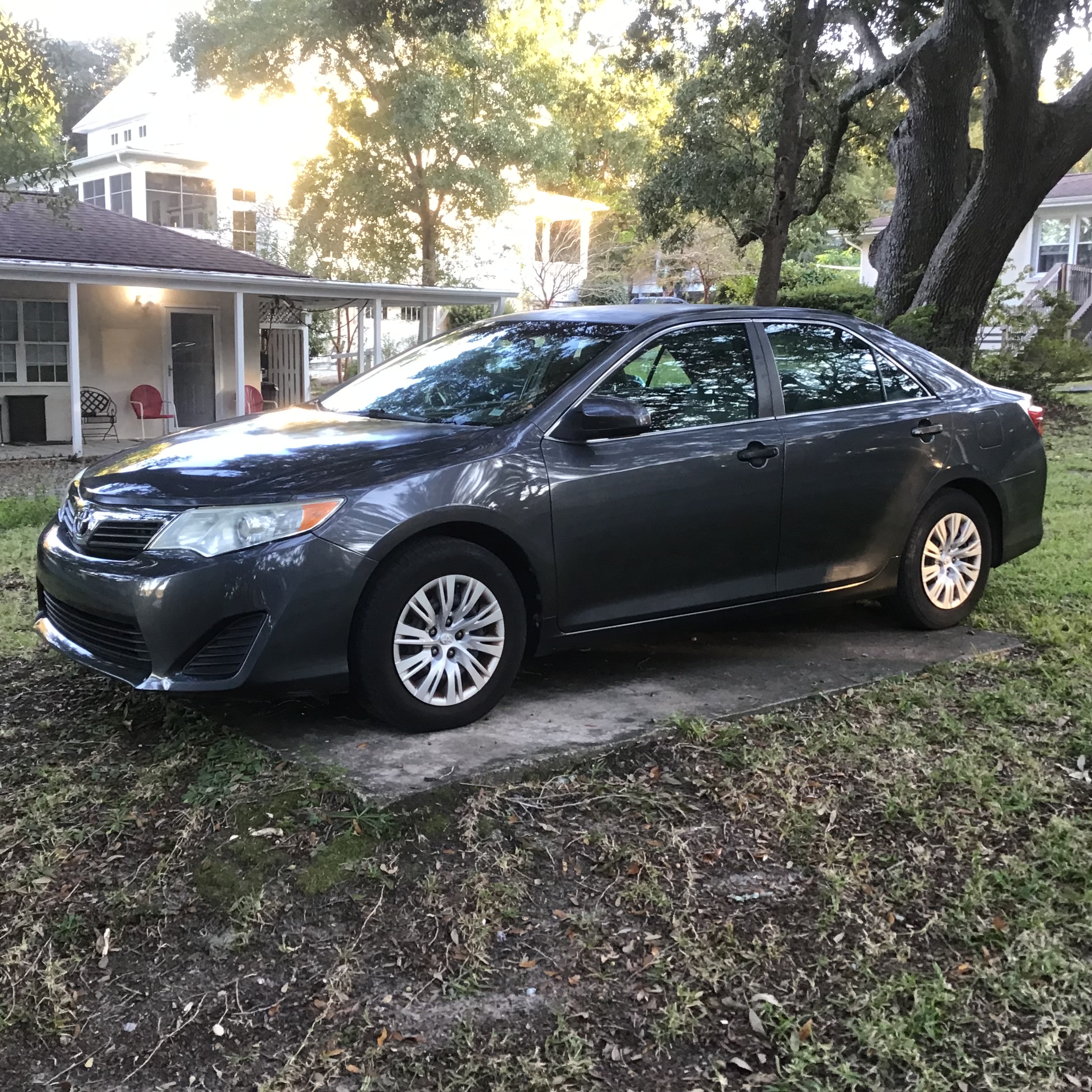Used 2012 Toyota Camry FWD image 4