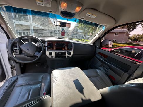 Used 2006 Dodge Ram 1500 Truck Laramie AWD/4WD image 12