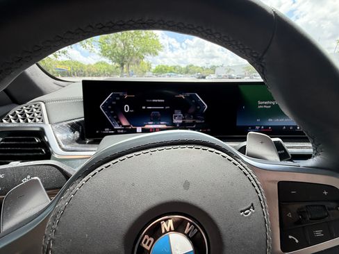 Used 2025 BMW X5 sDrive40i w/ Executive Package image 20