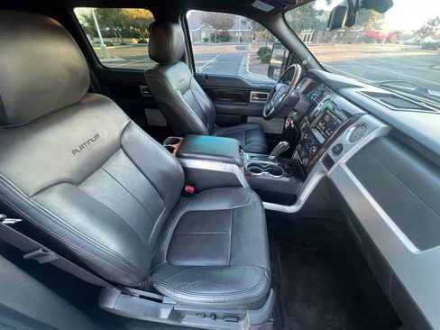 Used 2014 Ford F150 Platinum image 8