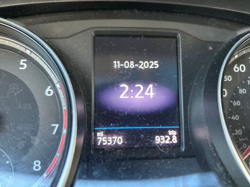 Used 2021 Volkswagen Atlas SE w/ Panoramic Sunroof Package image 10