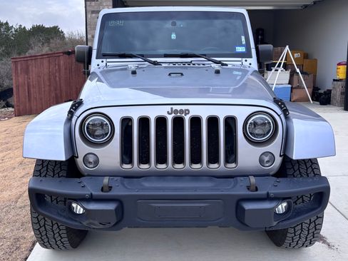 Used 2018 Jeep Wrangler Unlimited Sport image 5