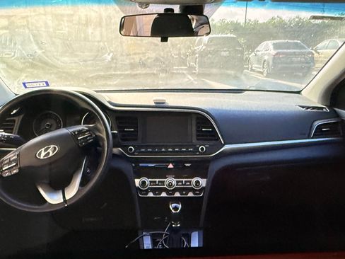 Used 2020 Hyundai Elantra SEL w/ Cargo Package (C1) FWD image 6