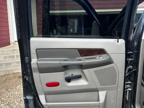 Used 2009 Dodge Ram 3500 Truck Laramie image 10