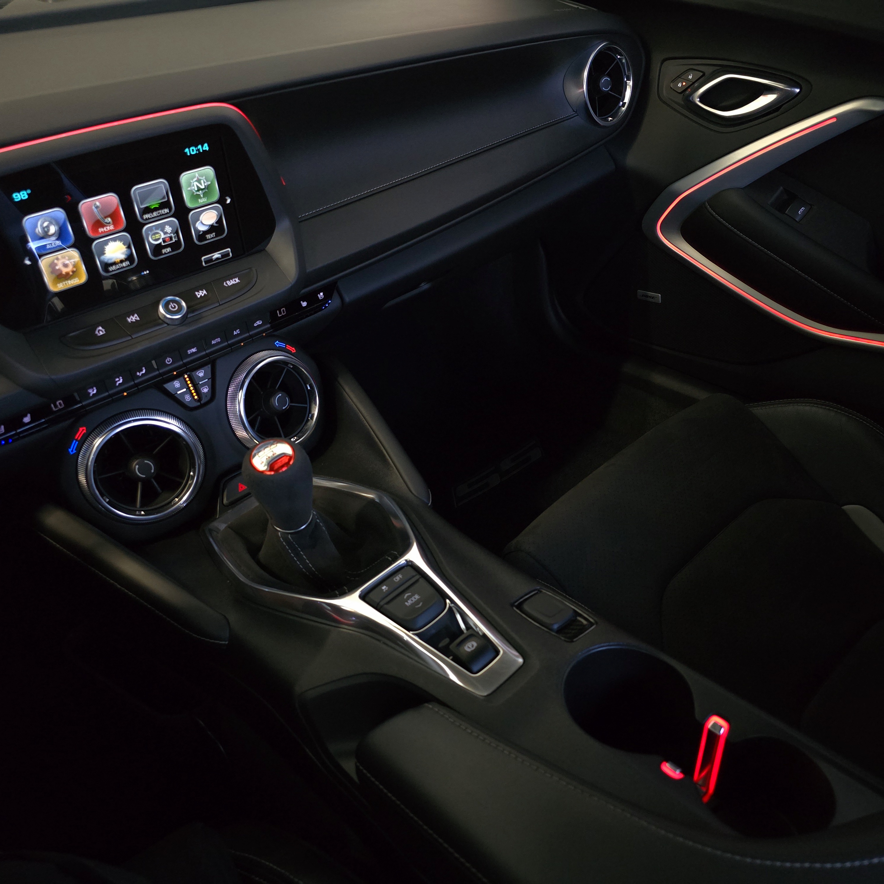 Used 2018 Chevrolet Camaro SS RWD image 17