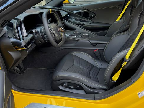 Used 2026 Chevrolet Corvette Stingray Preferred Conv w/ Z51 Performance Package image 17